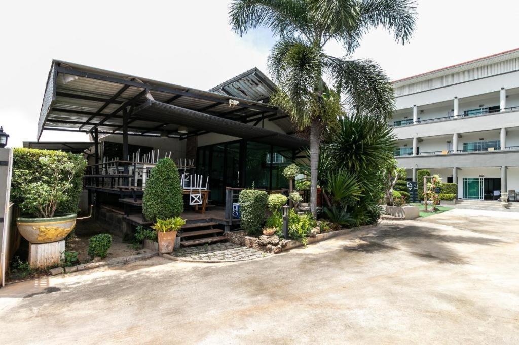 Oyo 75305 T Park Pak Chong Hotel Mu Si Exterior foto